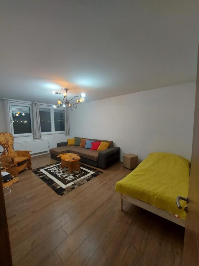 Aaa Apartment Prishtine Bagian luar foto