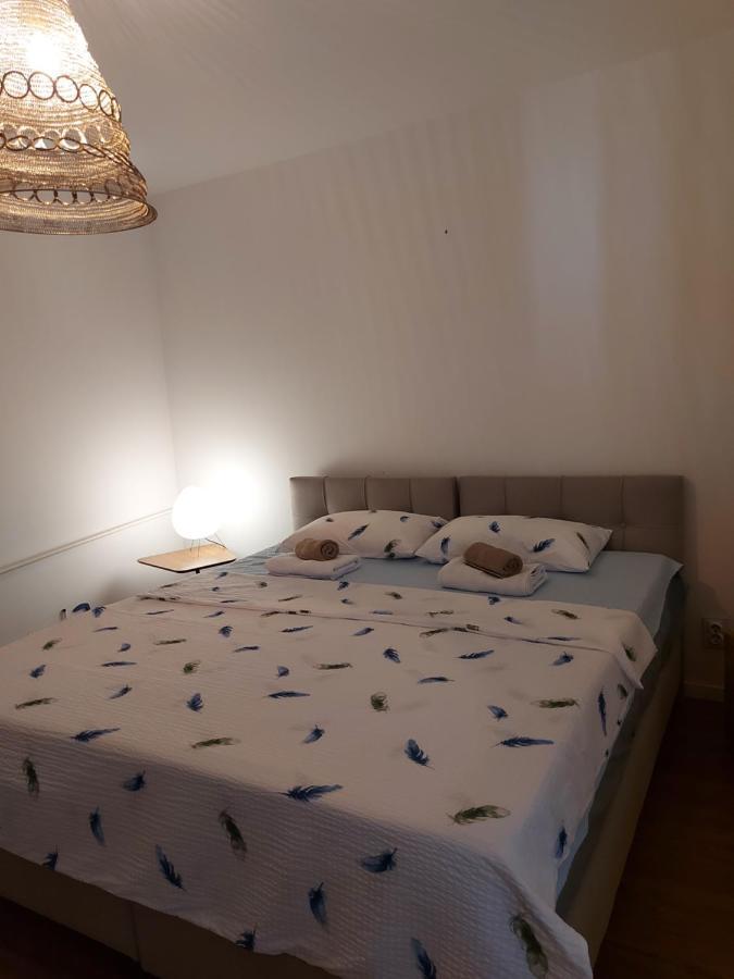 Aaa Apartment Prishtine Bagian luar foto