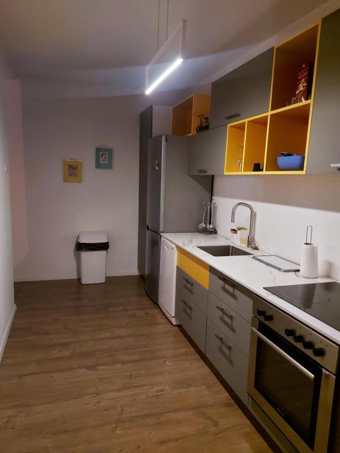 Aaa Apartment Prishtine Bagian luar foto